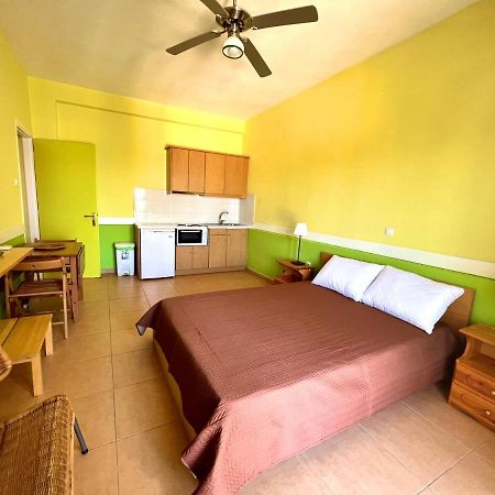 Grand Apartments Nea Koroni Екстер'єр фото